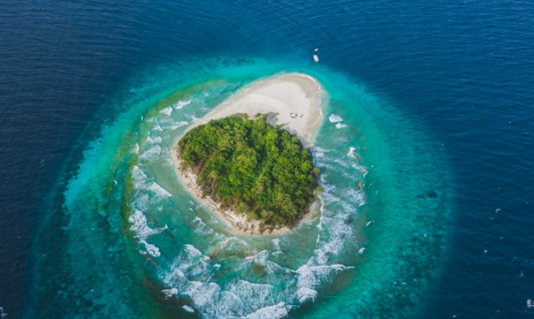 Mövenpick Resort Kuredhivaru Maldives Introduces Castaway Experience On A Deserted Island