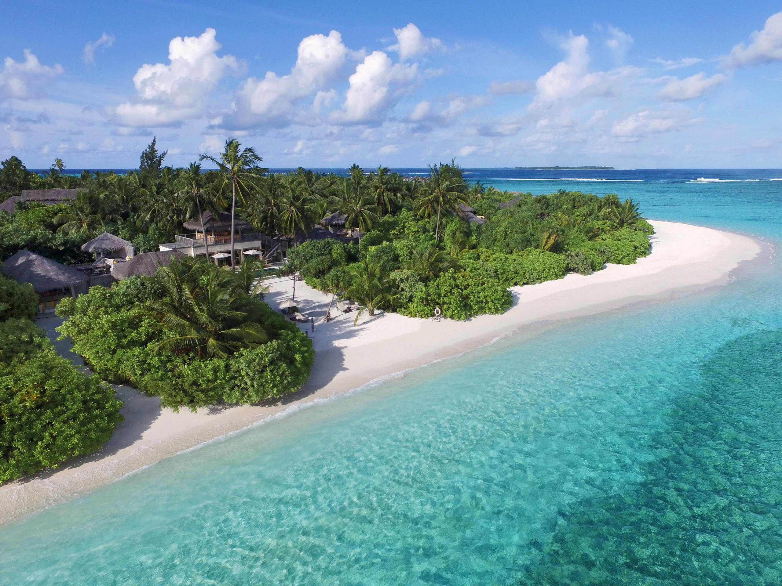 laamu-maldives-two-bedroom-ocean-beach-villa-lagoon-aerial-view